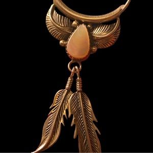 🌴Navajo Vintage Sterling Silver MOP Feather Necklace